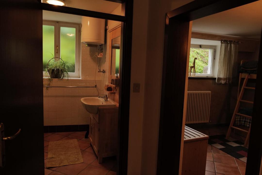 Photo of Bathroom in Ovaro