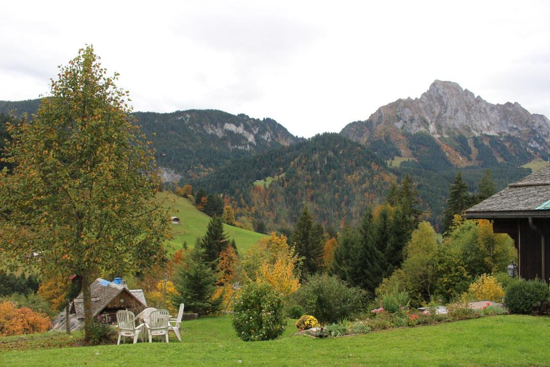 Photo of Others in Rougemont