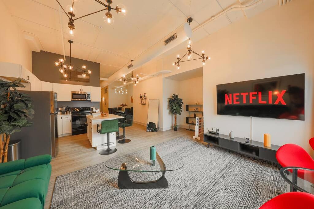 Photo of Livingroom in Near South Side