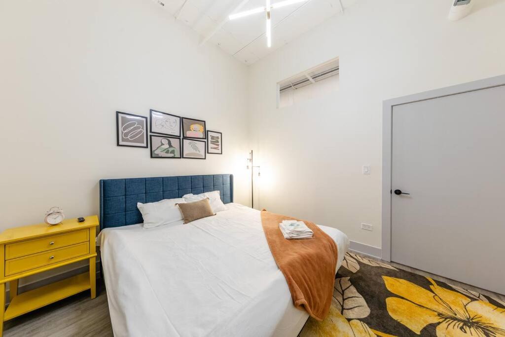 Photo of Bedroom in Near South Side