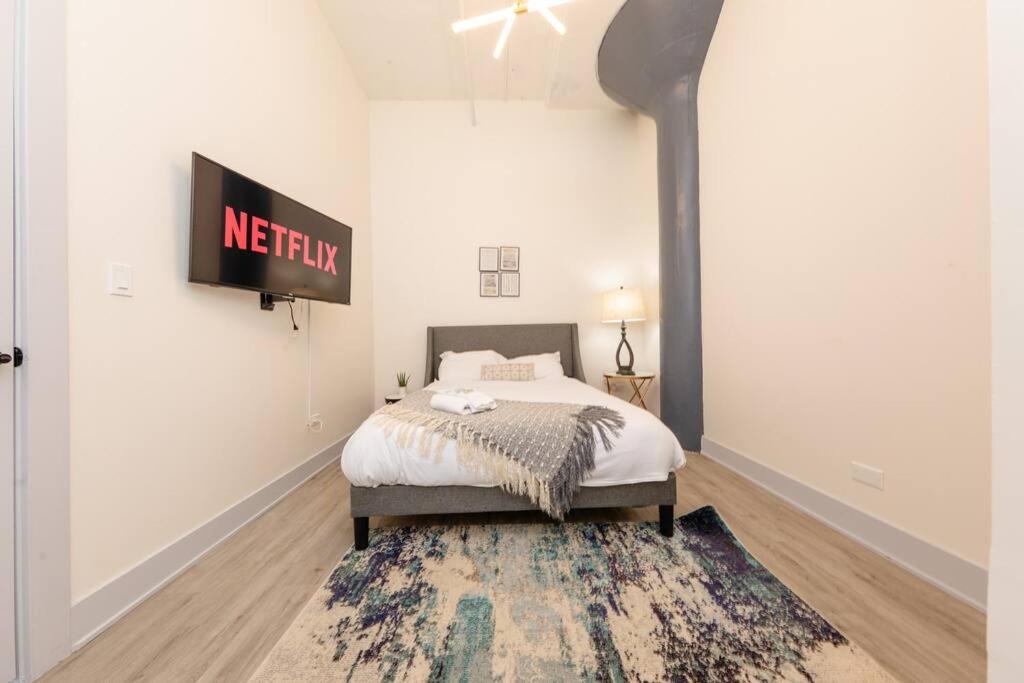 Photo of Bedroom in Near South Side