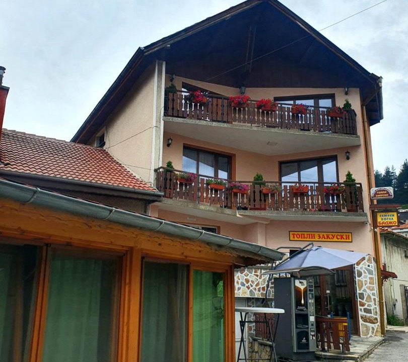 Photo of Buildings in Dospat