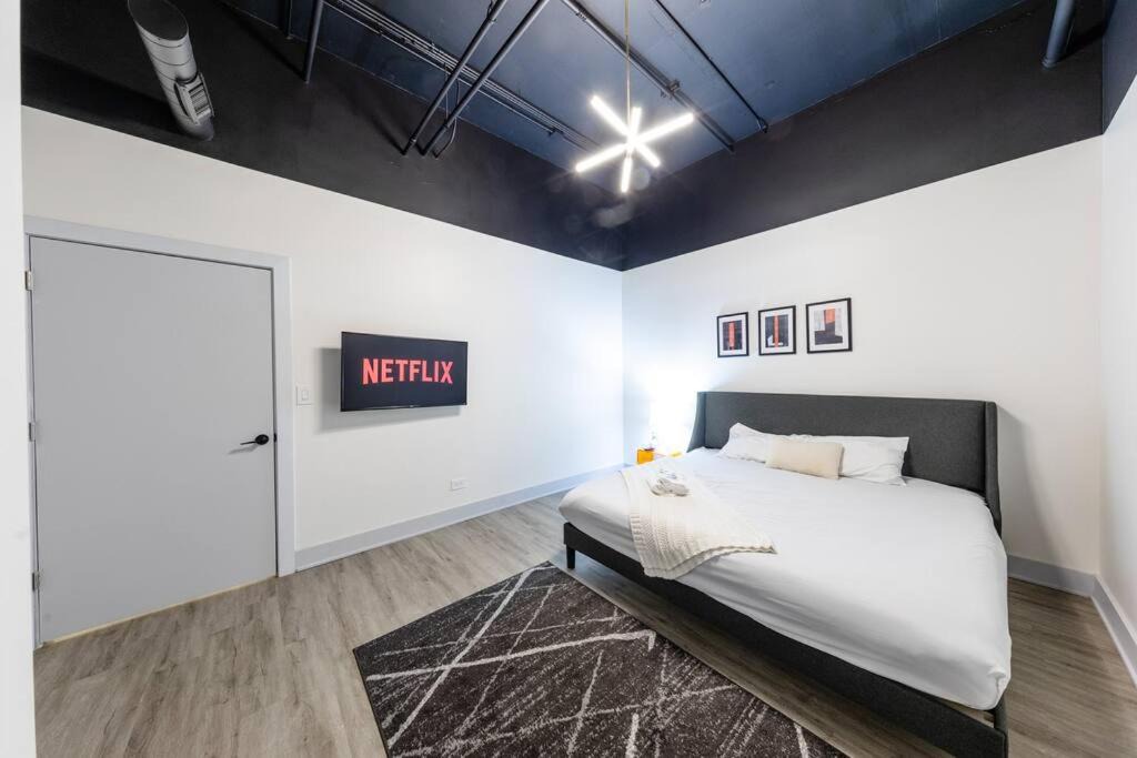 Photo of Bedroom in Near South Side