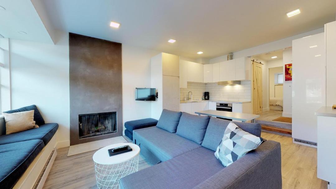 Photo of Livingroom in Blueberry Hill