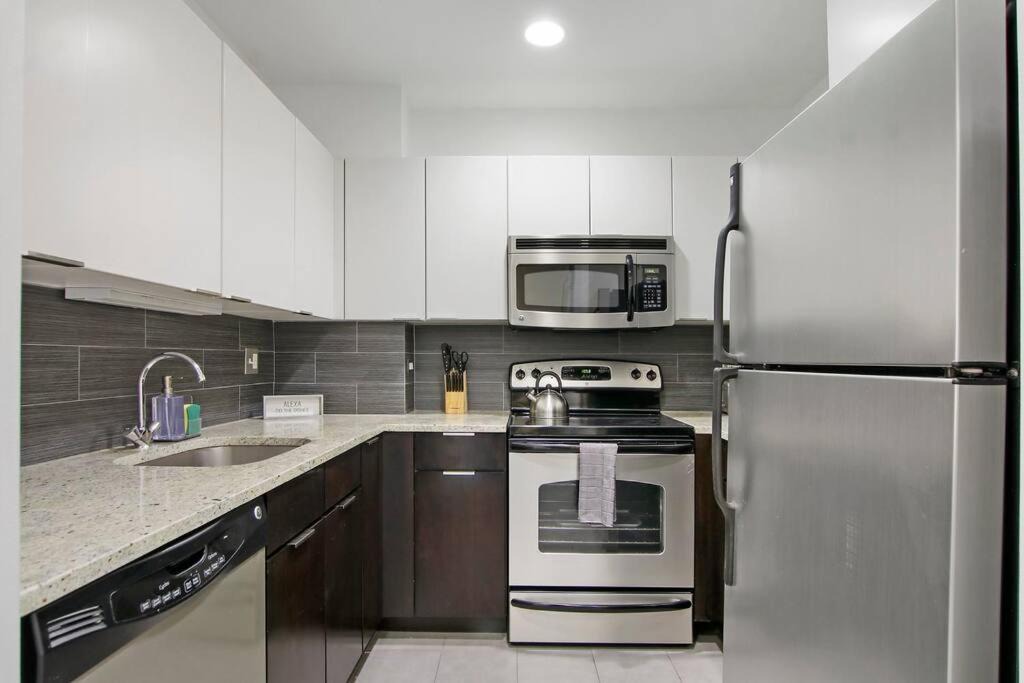 Photo of Kitchen in East Hyde Park