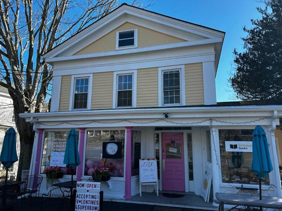 Photo of Others in East Haddam