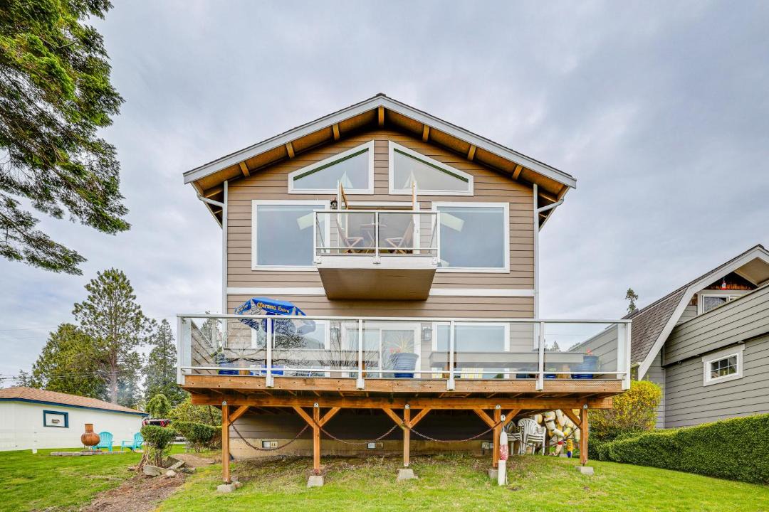 Photo of Buildings in Birch Bay