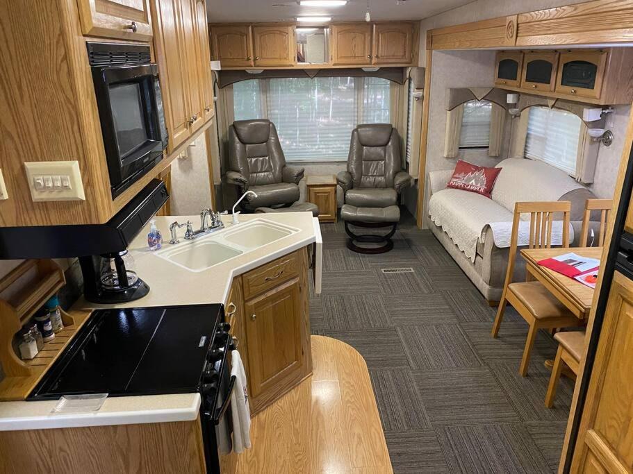 Photo of Livingroom in Beulah