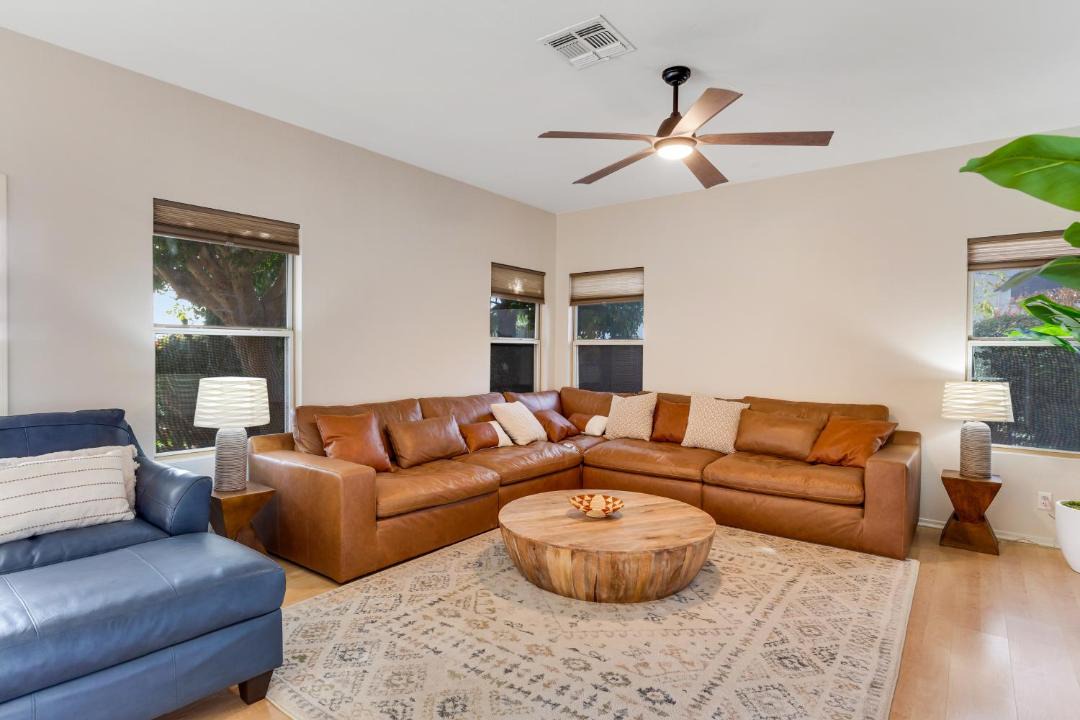Photo of Livingroom in Gilbert