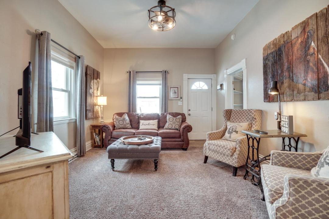 Photo of Livingroom in Laramie