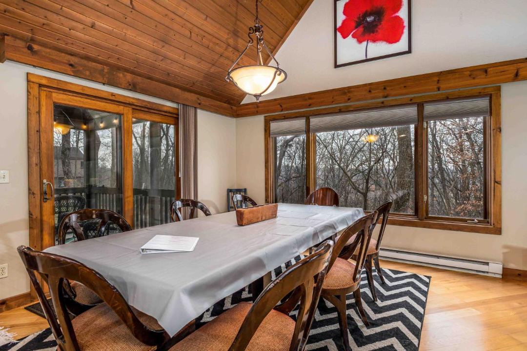 Photo of Livingroom in The Galena Territory