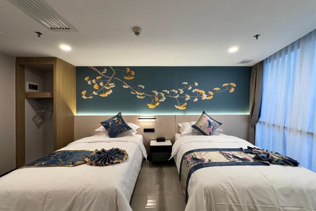 Photo of Bedroom in East Huanshi Road