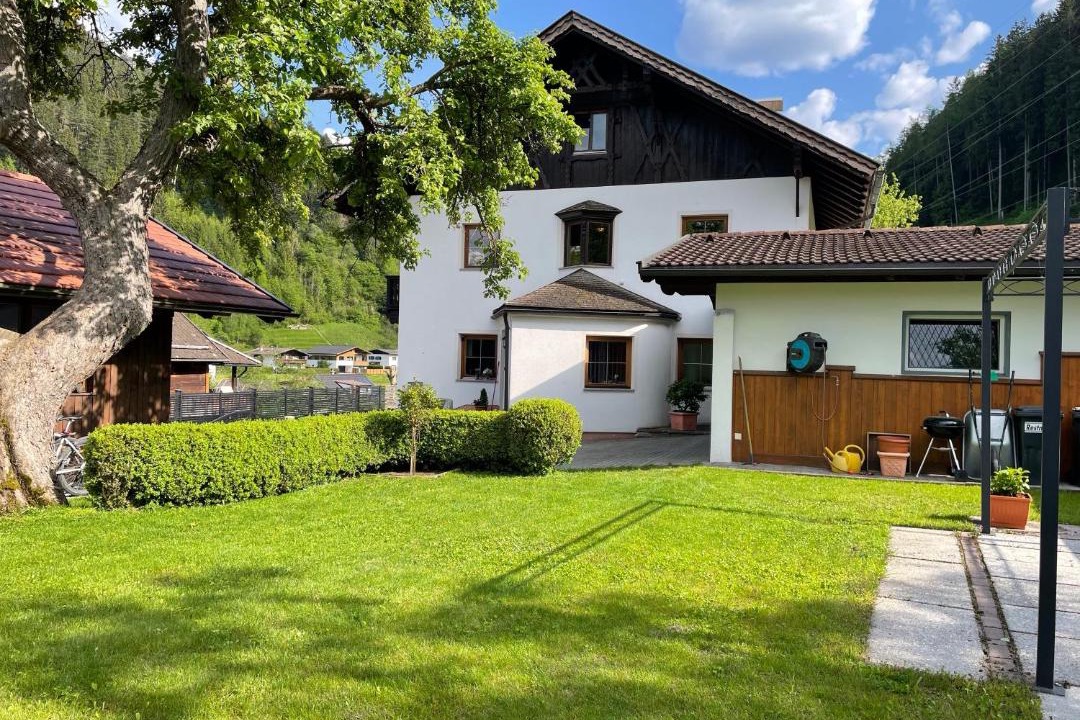 Photo of Buildings in Schoenberg im Stubaital