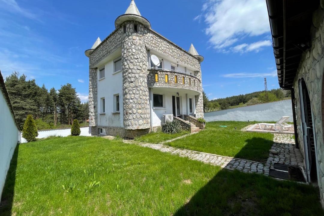 Photo of Buildings in Maritsa