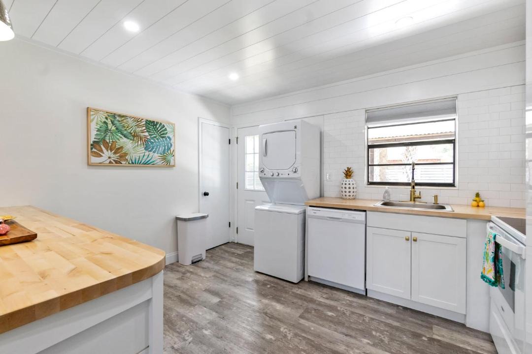 Photo of Kitchen in Coquina Gables