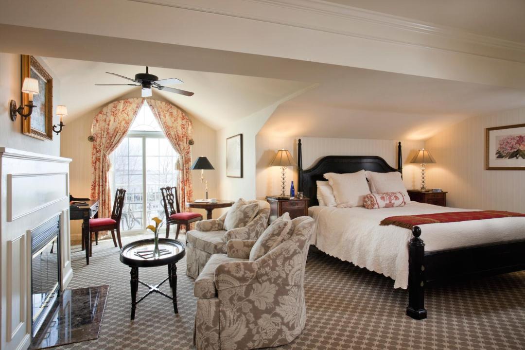 Photo of Bedroom in Old Saybrook Center