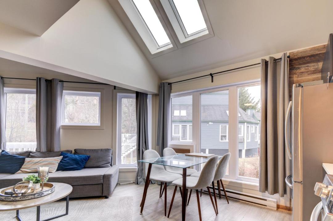 Photo of Livingroom in Mont-Tremblant Pedestrian Village