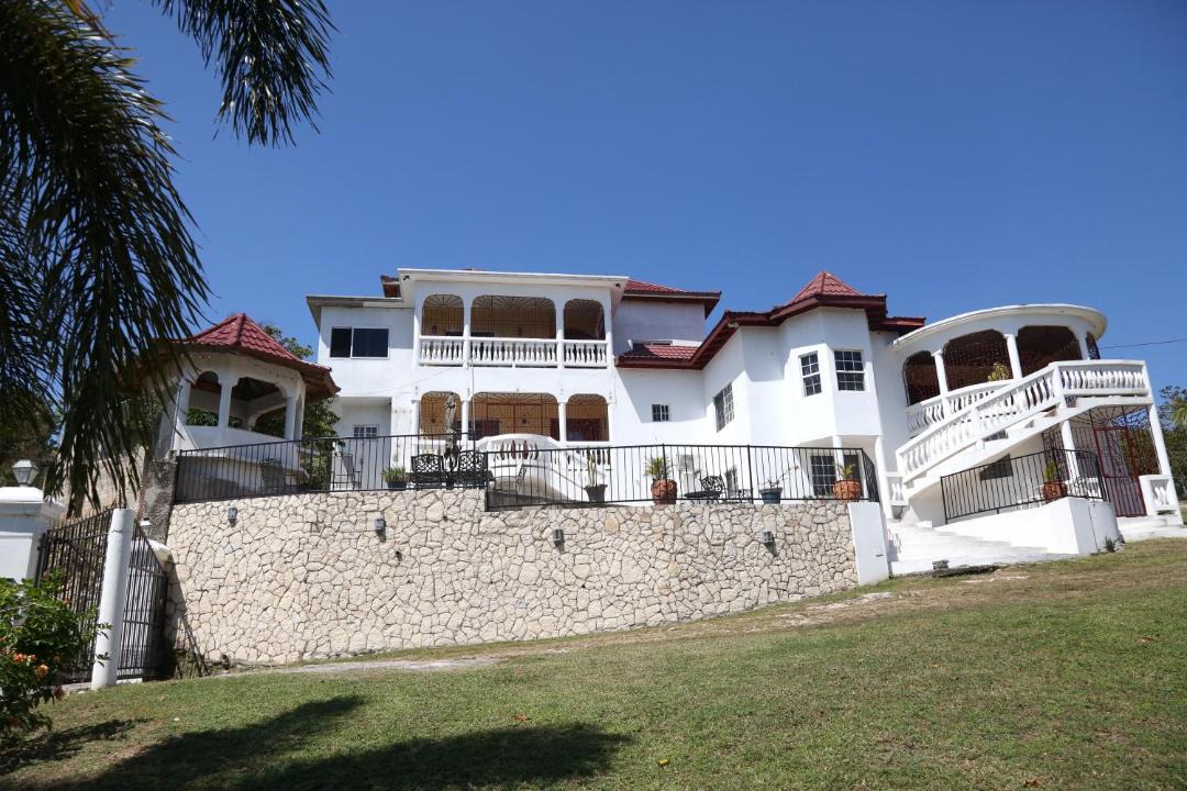 Photo of Others in Negril