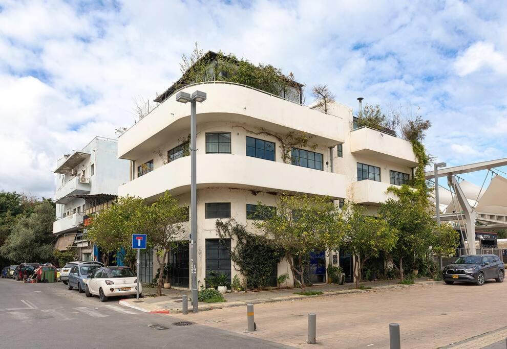 Photo of Others in Neve Tzedek