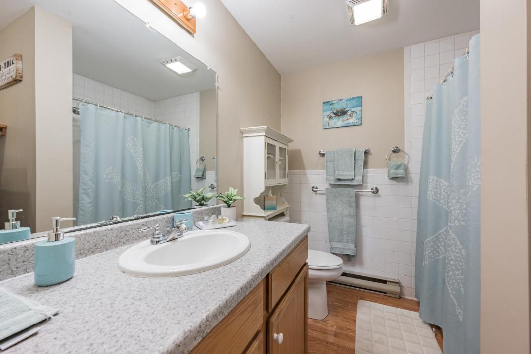 Photo of Bathroom in Old Mystic