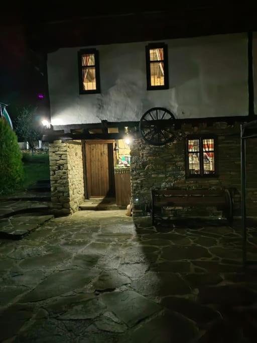 Photo of Buildings in Apriltsi
