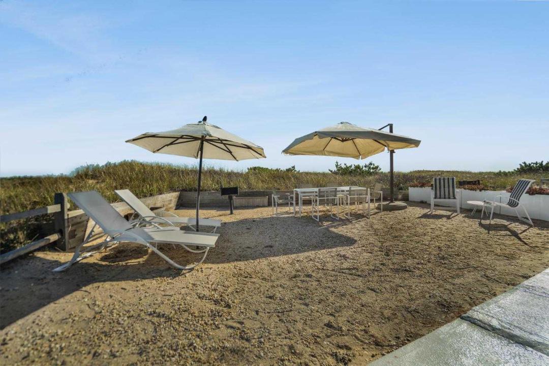 Photo of Others in Montauk