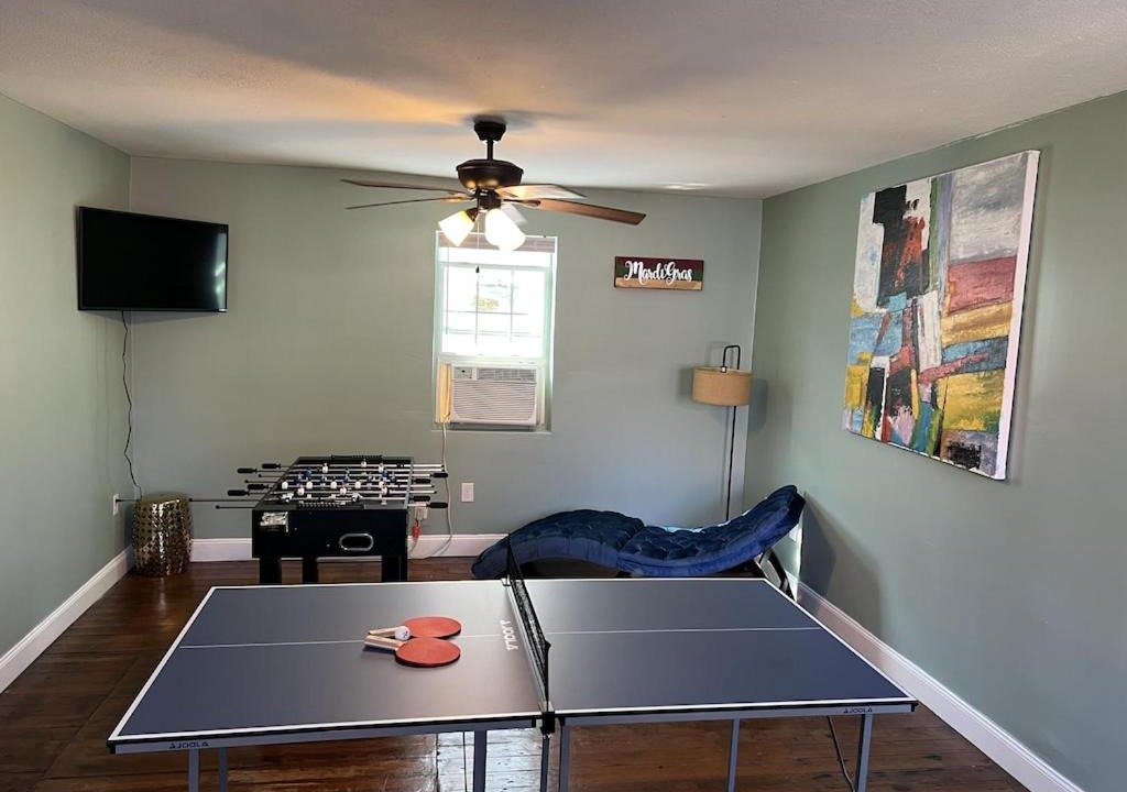 Photo of Livingroom in South 7th Ward