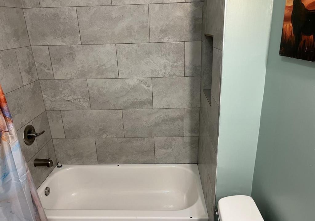 Photo of Bathroom in South 7th Ward