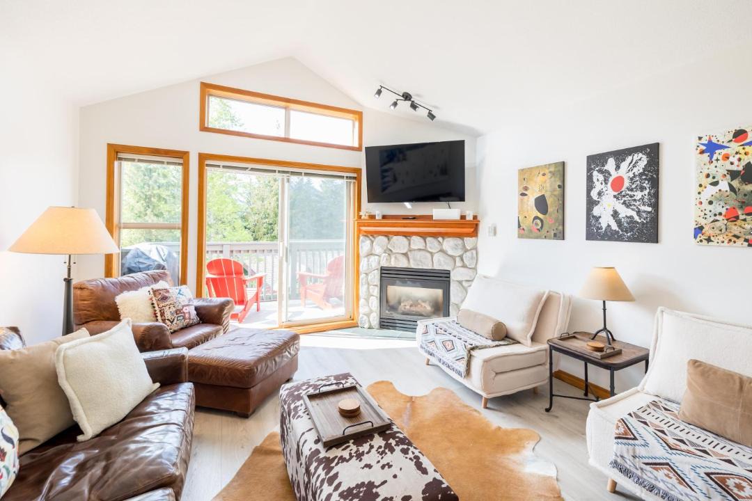 Photo of Livingroom in Upper Village