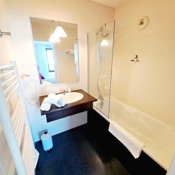 Photo of Bathroom in Vaise