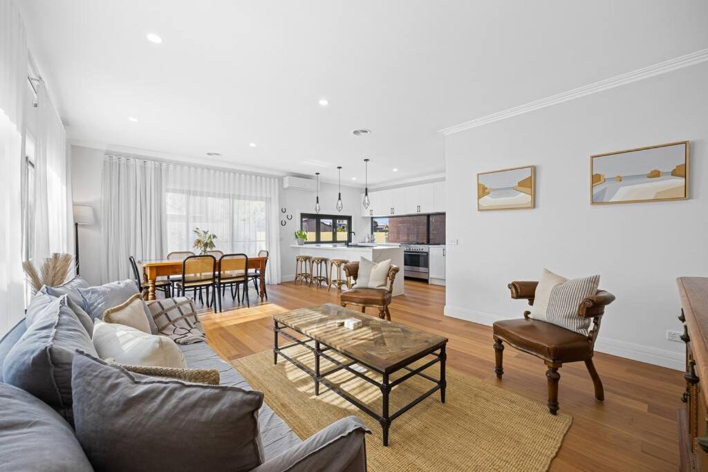 Photo of Livingroom in St. Kilda East