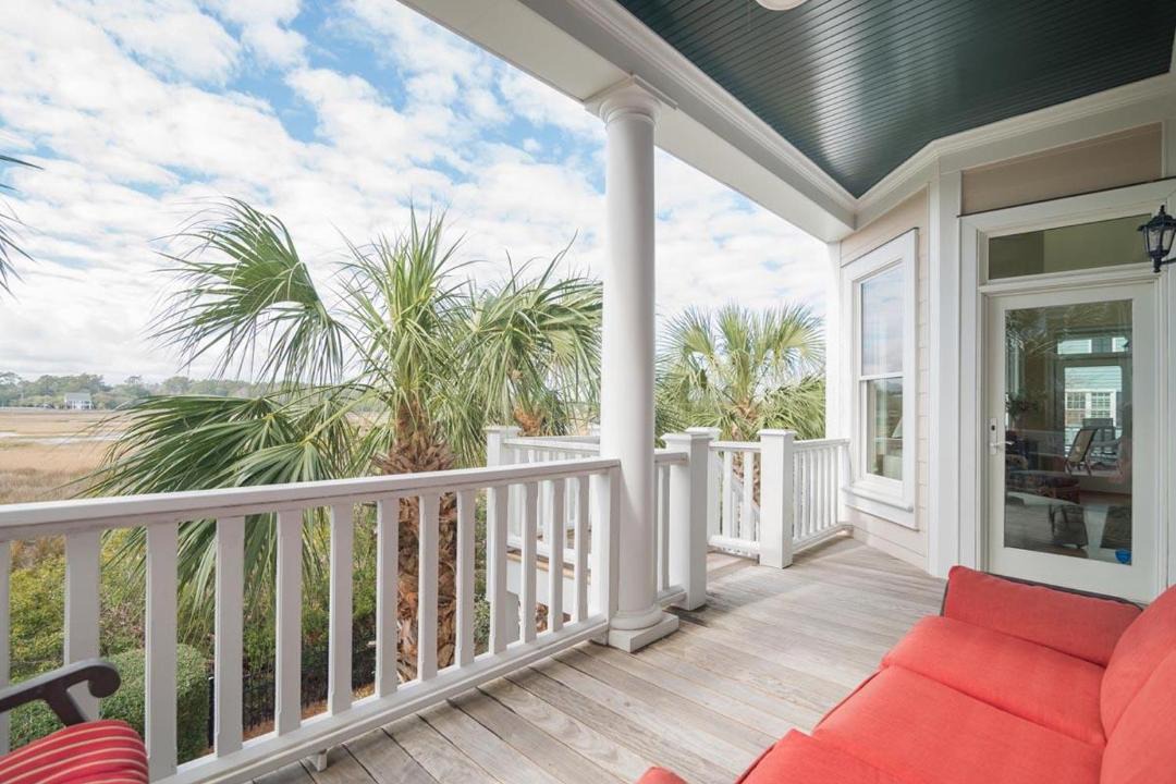 Photo of Patio Balcony in Litchfield by the Sea