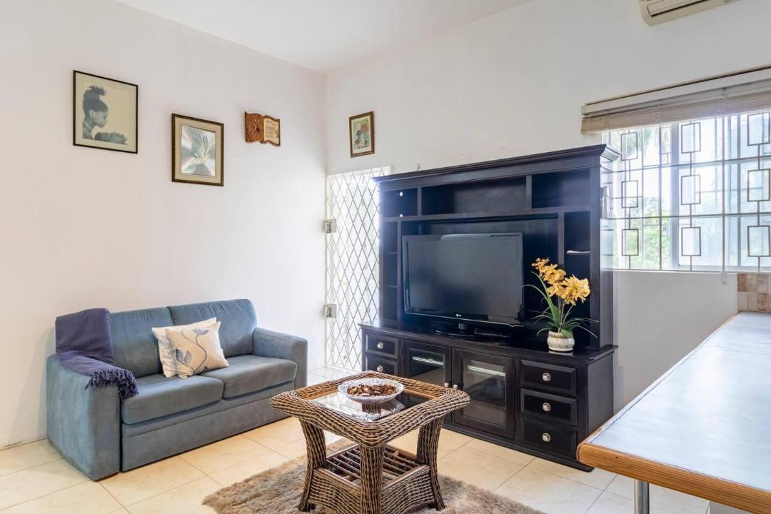 Photo of Livingroom in IronShore Estates