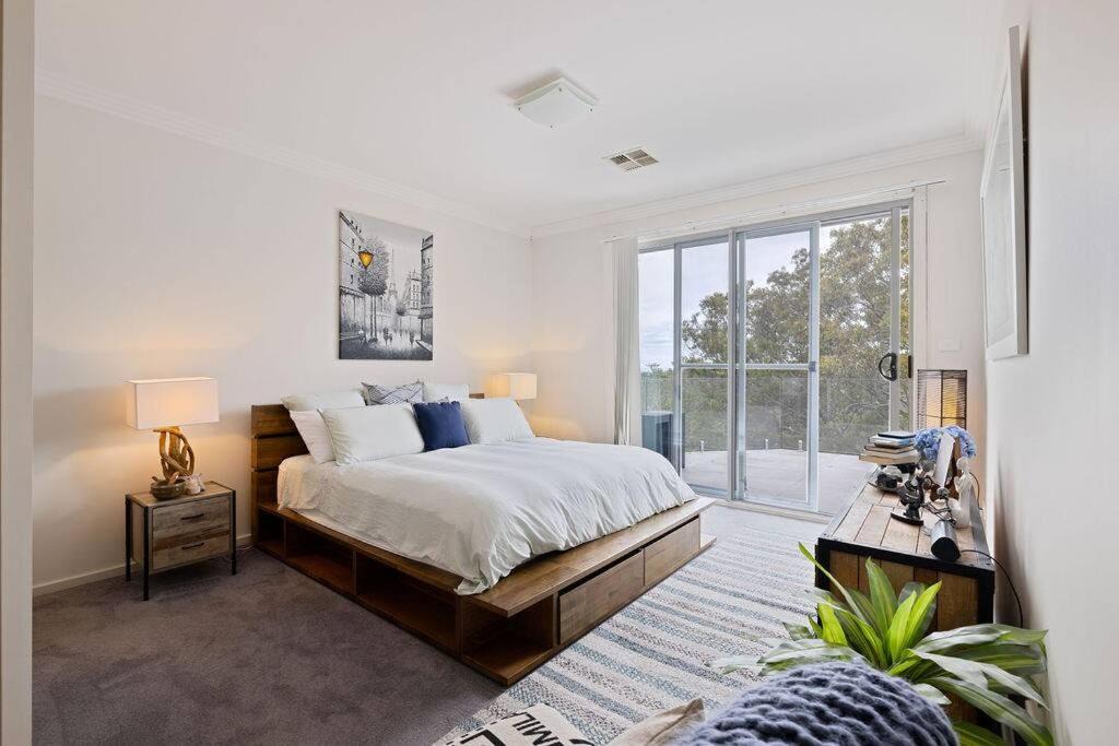 Photo of Bedroom in Avalon Beach