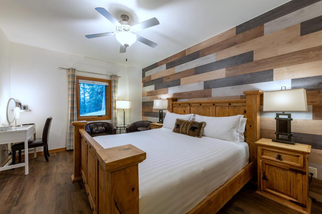 Photo of Bedroom in Golden