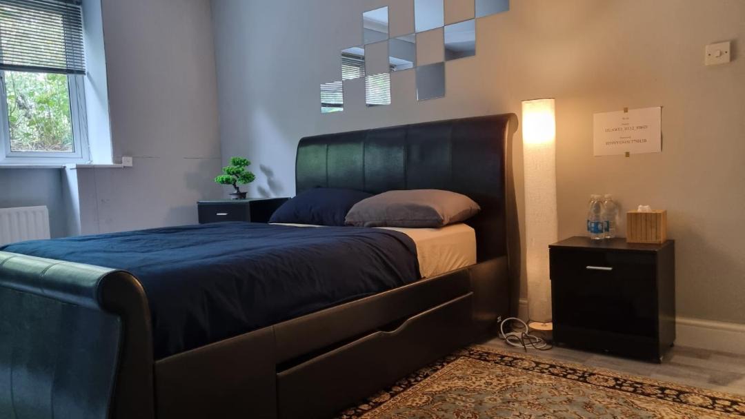 Photo of Bedroom in Cantelowes
