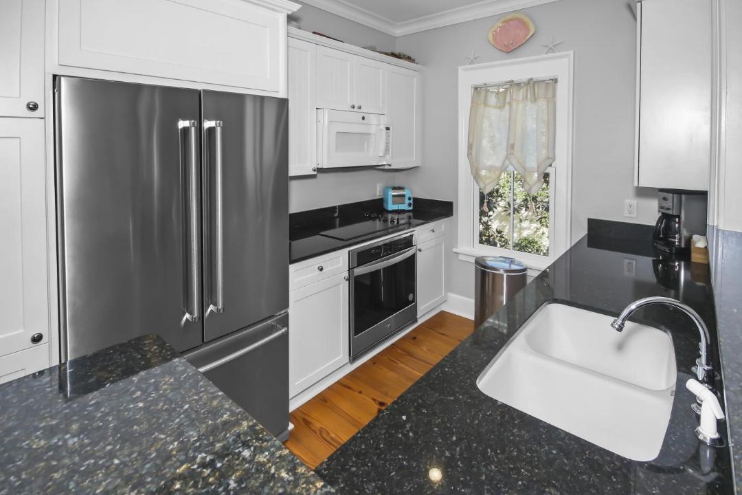 Photo of Kitchen in Beach District
