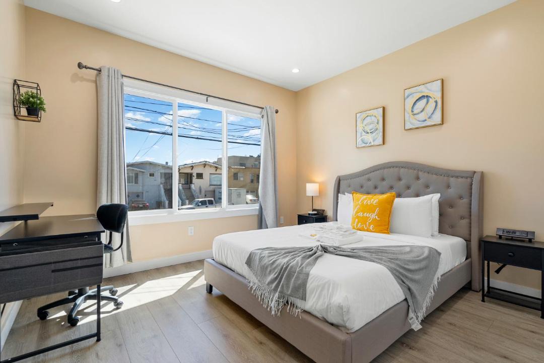 Photo of Bedroom in Excelsior