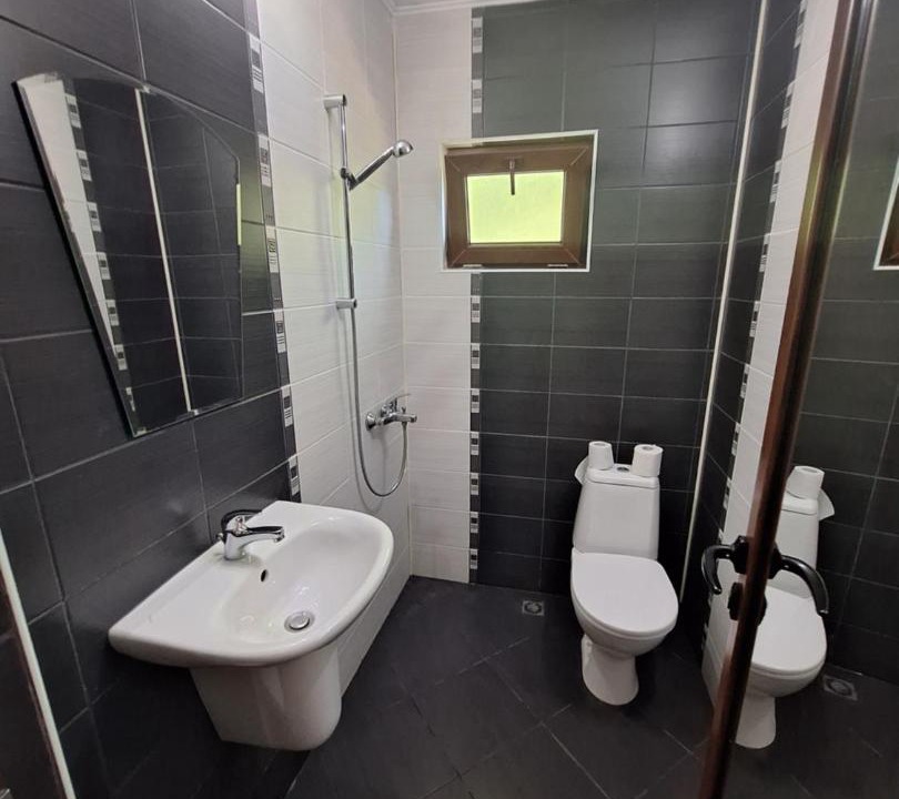 Photo of Bathroom in Apriltsi