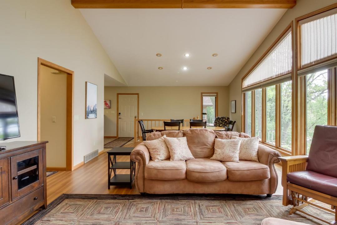 Photo of Livingroom in Alexandria