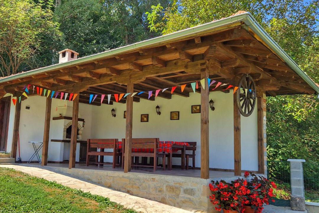 Photo of Buildings in Yakovtsi