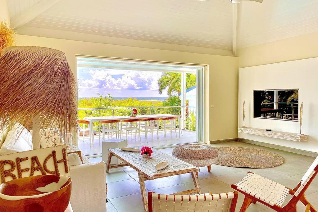 Photo of Livingroom in Orient Bay