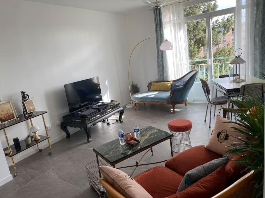 Photo of Livingroom in Parilly