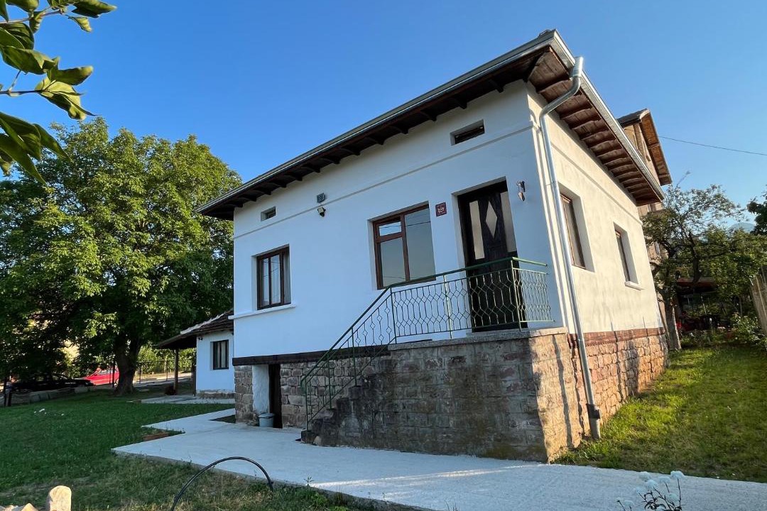 Photo of Buildings in Vurshets