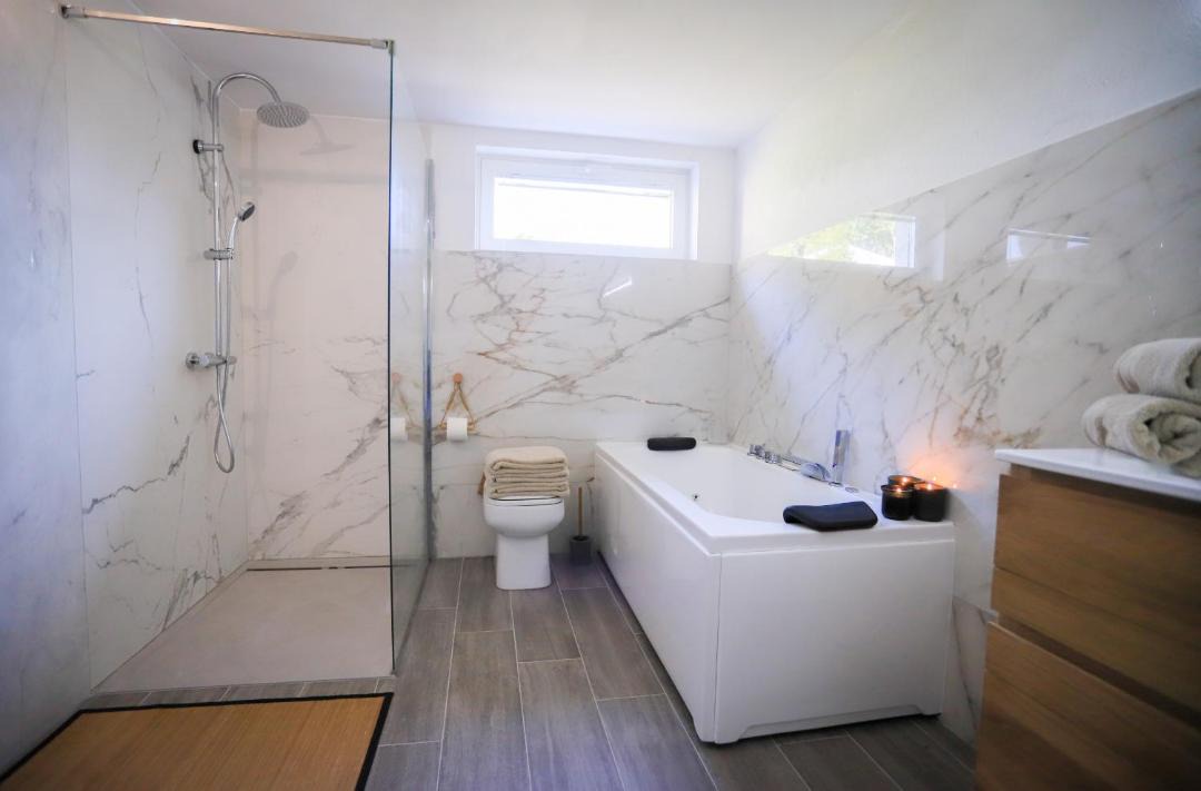 Photo of Bathroom in Cessenaz