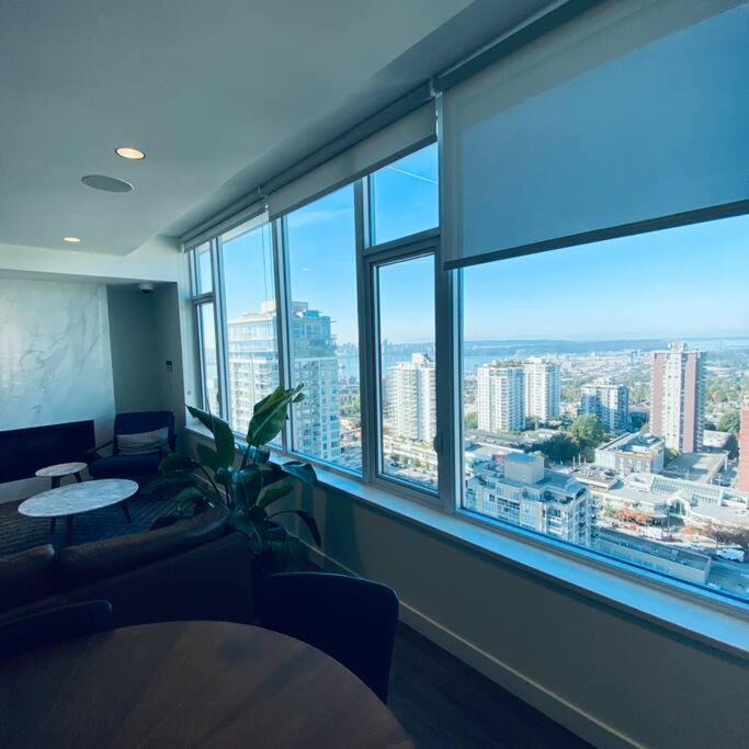 Photo of Livingroom in Central Lonsdale