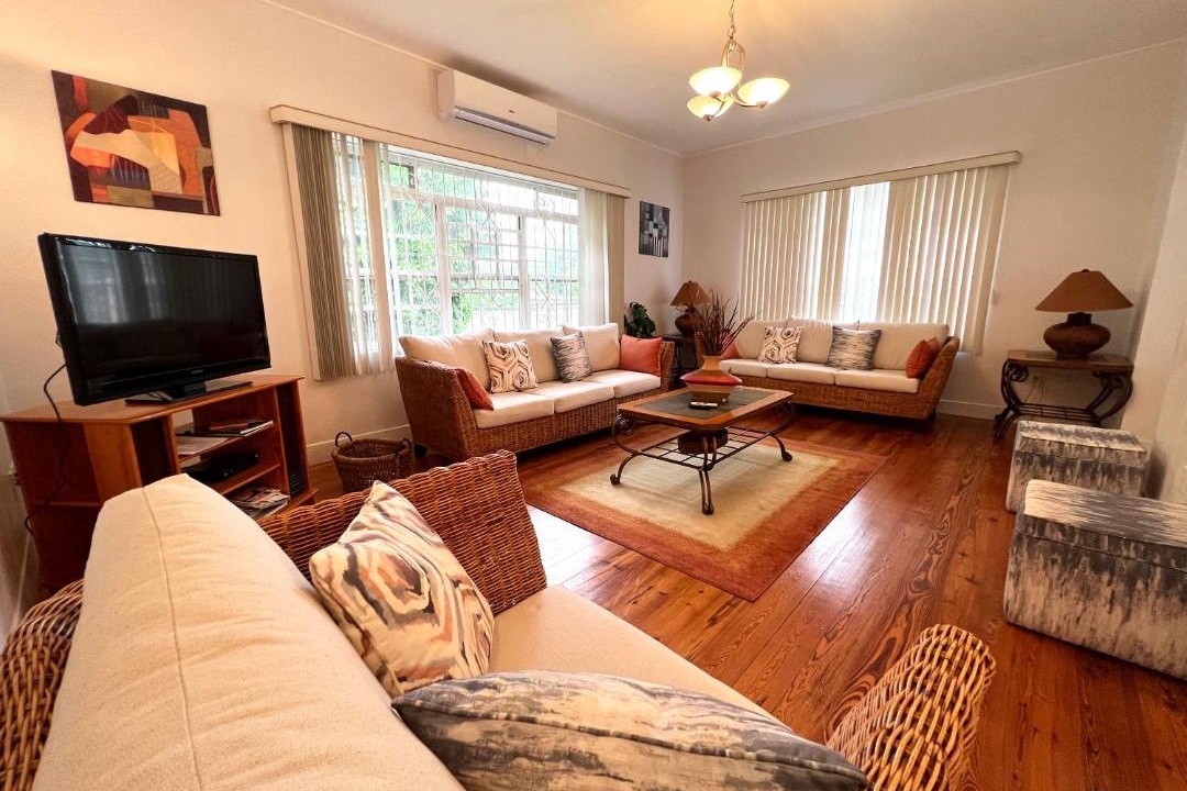 Photo of Livingroom in Reeds Bay