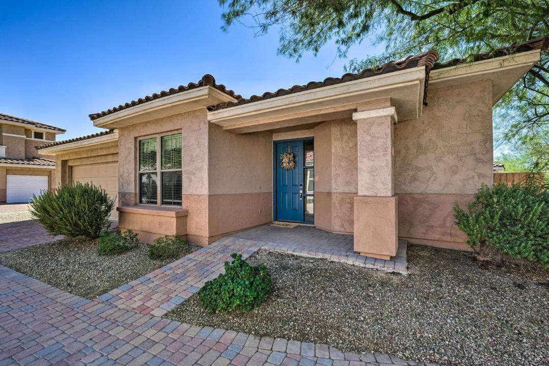 Photo of Buildings in Palm Valley