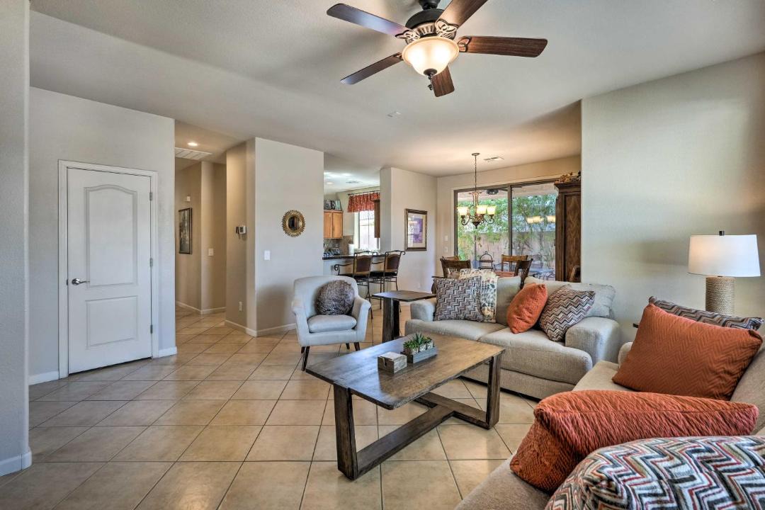 Photo of Livingroom in Palm Valley