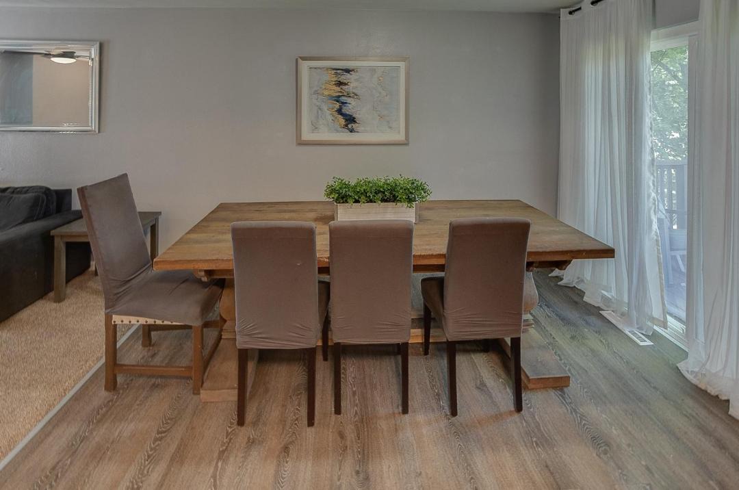 Photo of Livingroom in Swansea